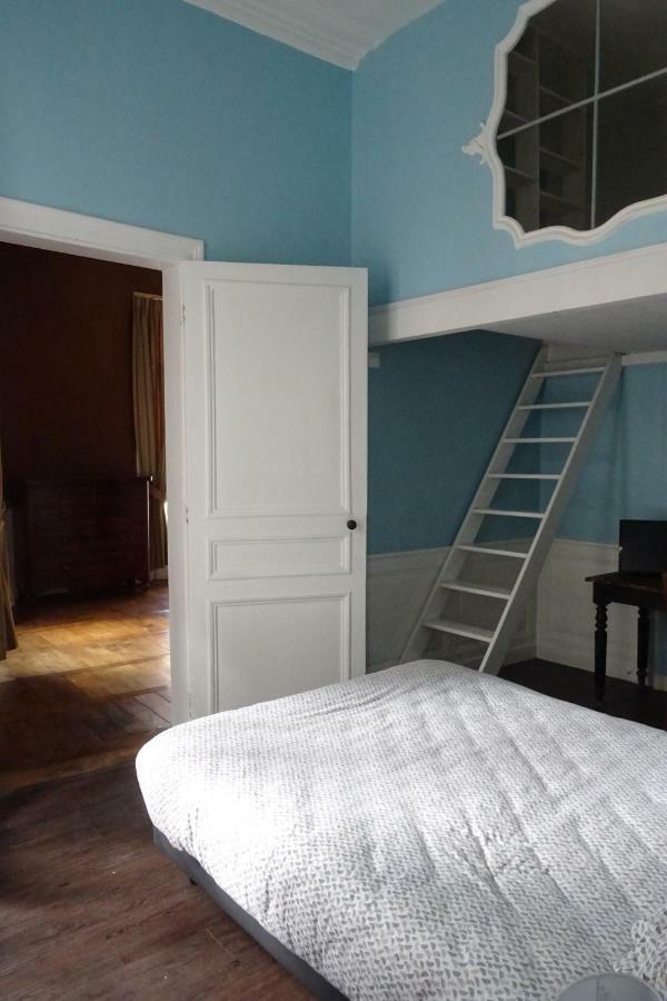 Le Quatre Bed & Breakfast